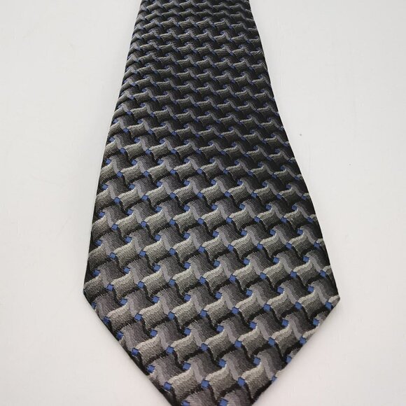 George Tie - Picture 4 of 8